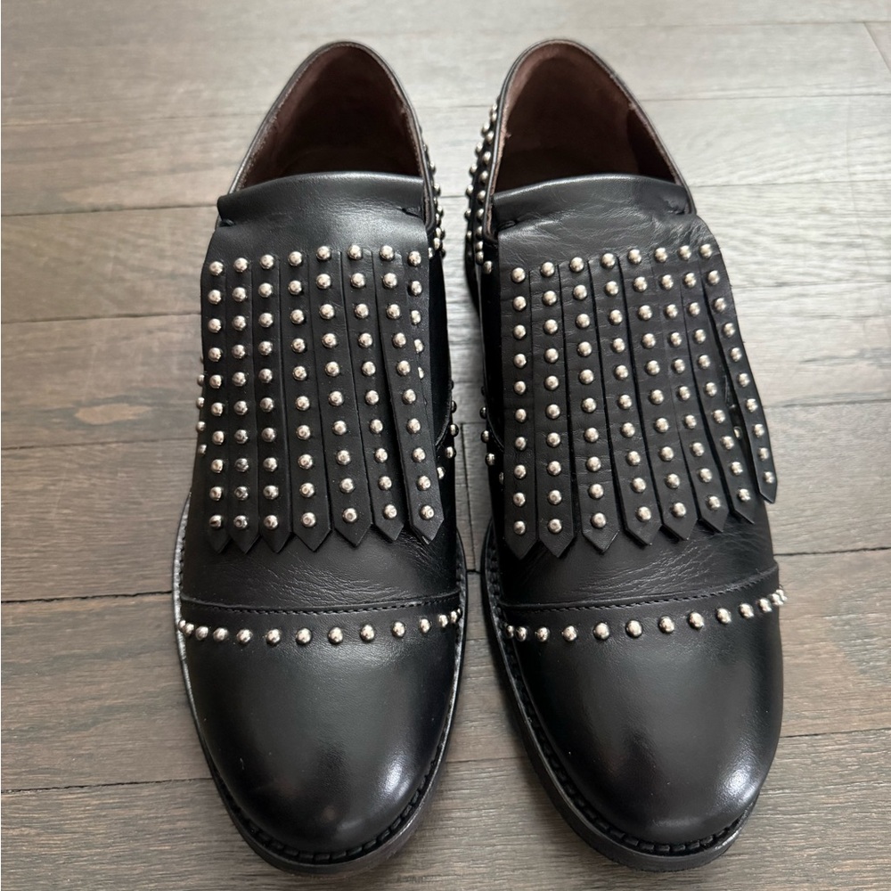 New Boemos Black Leather Studded Wingtip Fringe Loafers - Picture 2 of 6